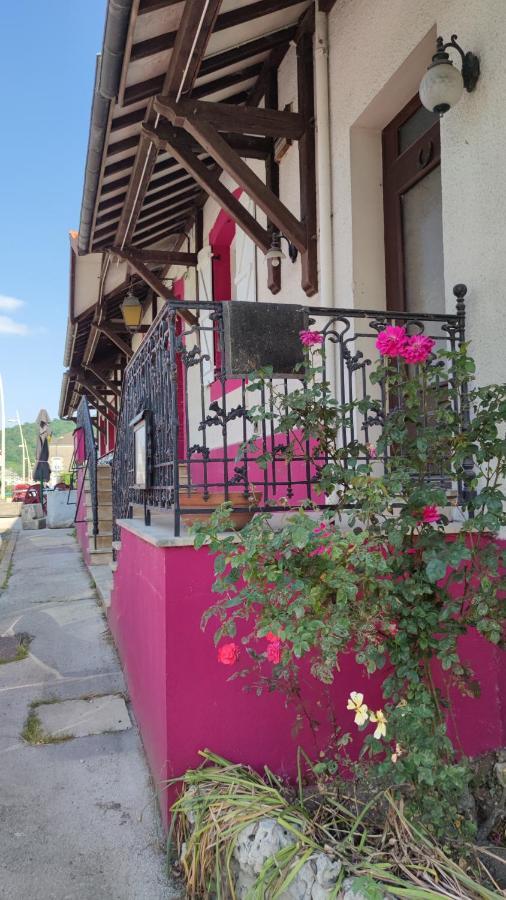 L'Inoubliable Bed & Breakfast Chevillon  Exterior photo